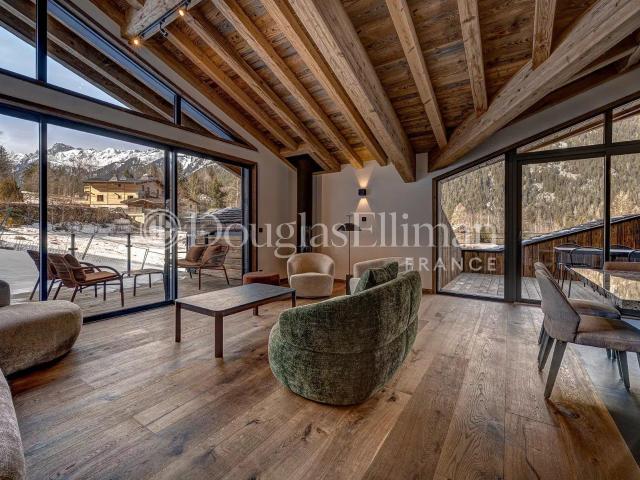 CHAMONIX – Chalet de luxe avec une piscine 354m² Chamonix Mont Blanc