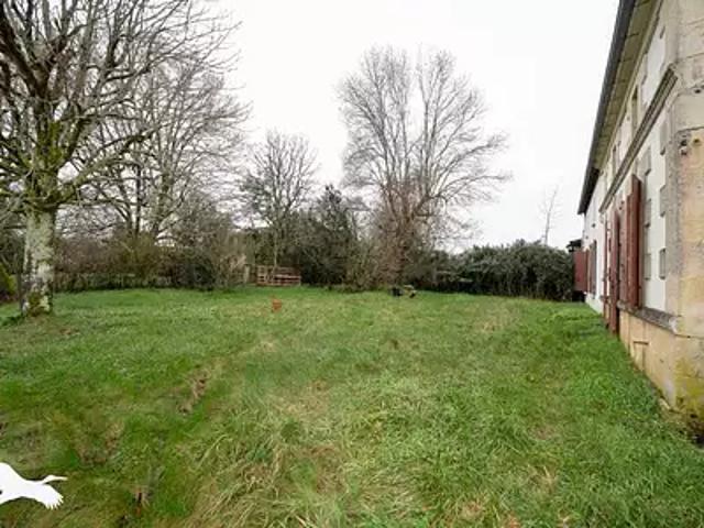 Montendre 17130 Achat / Vente maison 5 pièces t5 au dernier étage parking