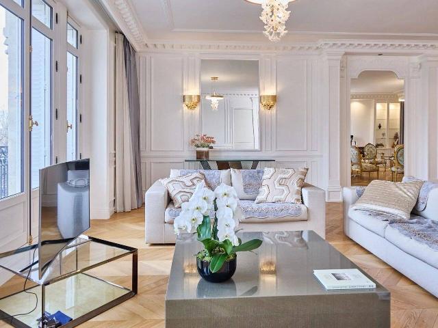 Champ de Mars Charles Floquet Appartement 3 chambres avec vu