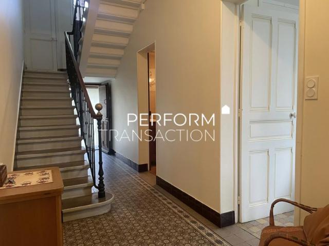 CHAMP SUR DRAC Grande maison à fort potentiel – 162 m² Carrez sur 1350 m² de terrain