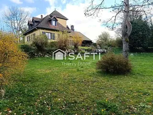 Montrond 39300 Achat / Vente maison 10 pièces t10 parking