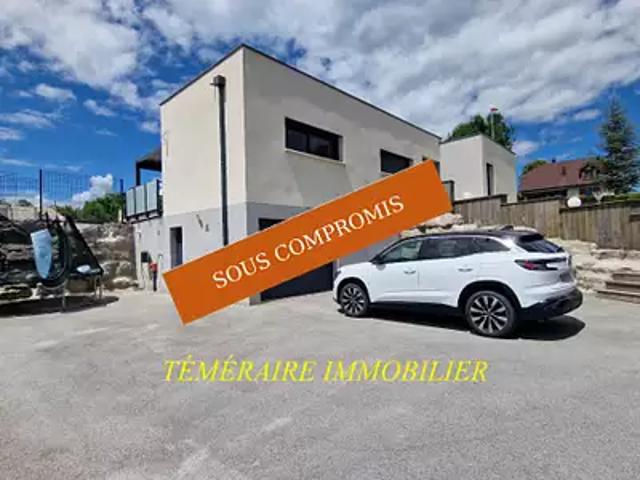 Champagnole 39300 Achat / Vente maison 5 pièces t5 piscine terrasse