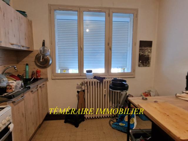 Champagnole Grand T2 de 61m2 au 1er étage