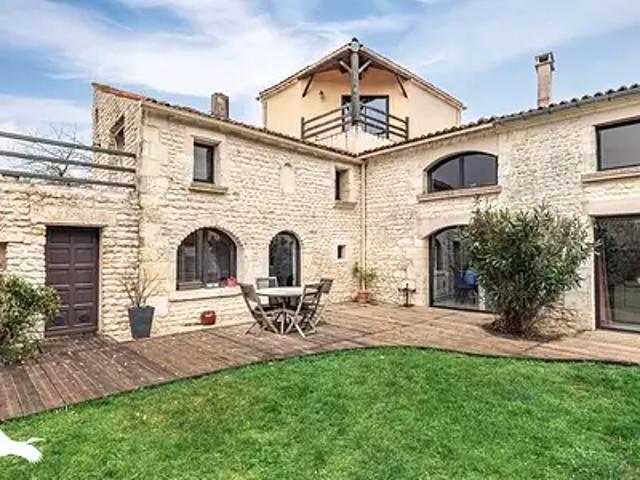 Champagne 17620 Achat / Vente maison 8 pièces t8 parking