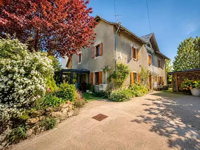 Champagne en Valromey 01260 Achat / Vente maison 8 pièces t8