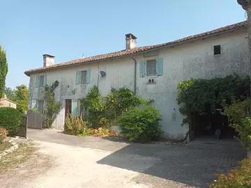 Champagné le Sec 86510 Achat / Vente maison 8 pièces t8 au dernier étage