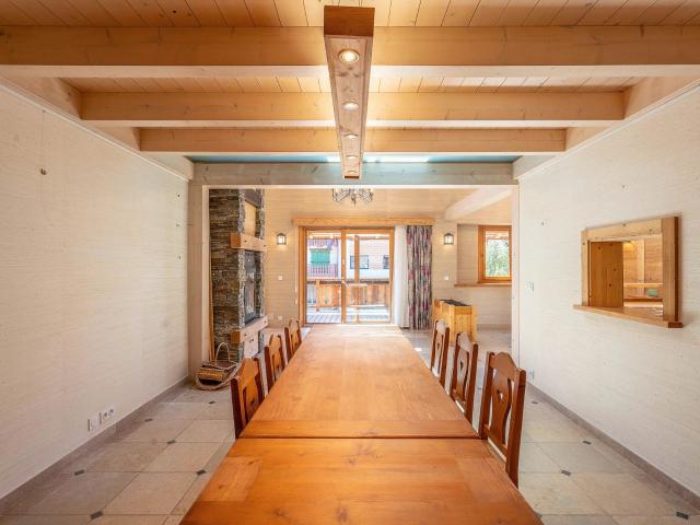 Champanges Ferme chalet traditionnelle mitoyenne 6 chamb. 346m² Champanges