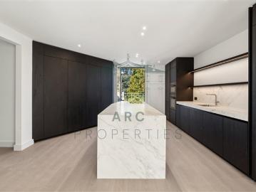 CHAMPEL AUSSERGEWÖHNLICHES PENTHOUSE RENOVIERT