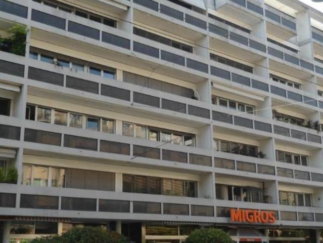 Champel: 4 pièces traversant avec terrasse rooftop