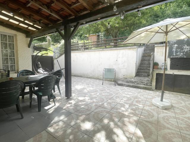 CHAMPIGNEULLES 3 CHAMBRES TERRASSE JARDIN
