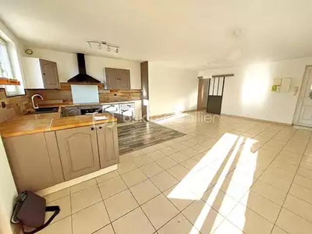 Champigny 89340 Achat / Vente appartement 3 pièces t3 terrasse
