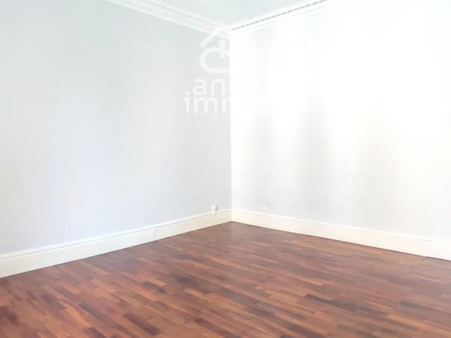 Championnet, Lot de 2 T2 de 34m2 et 37m2 avec chacun un balc. 70m² Grenoble