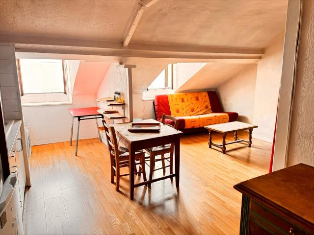 Championnet, studio calme en dernier étage 32m² Grenoble