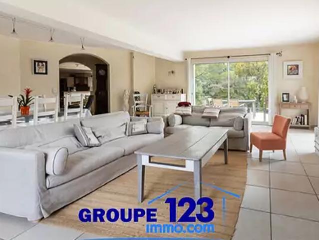Champlay 89300 Achat / Vente maison 7 pièces t7 jardin terrasse
