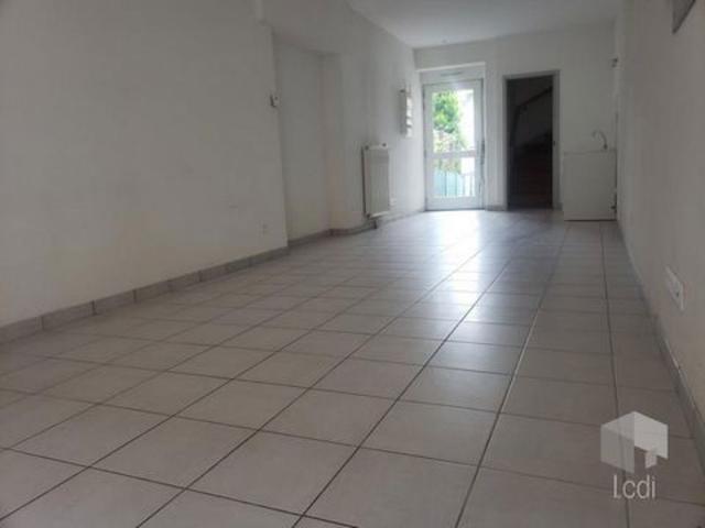 CHAMPLITTE, Maison de village de 62 m2