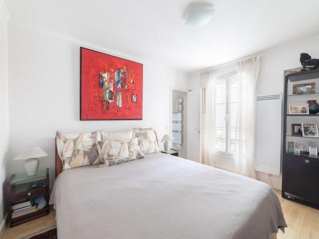 CHAMPS DE MARS LOCATION MEUBLEE 3 PIECES 75007