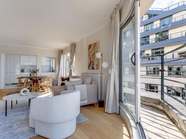 Champs Elysees Bassano 1 Bedroom, Paris Amsterdam Apartments for Rent