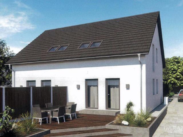 Chance für 2 Baupartner * Komplettes Doppelhaus * Noch beide Hausseiten frei