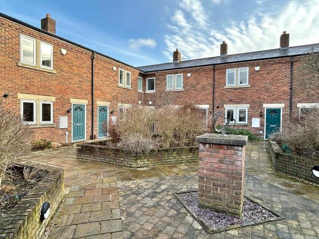 Chancel Square, Meanwood, Leeds LS6, 3 bed flat to rent, £1,150 pcm | PrimeLocation