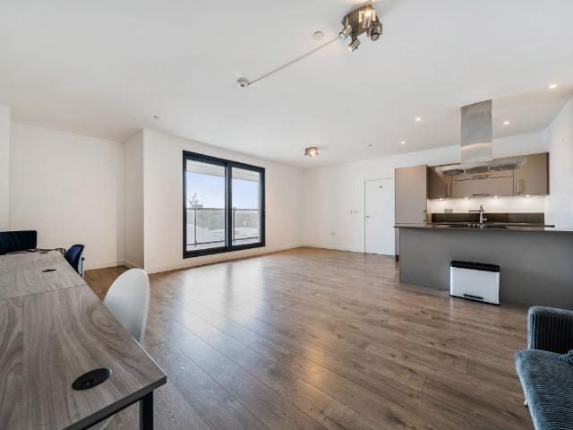 Chancellor House, Rotherhithe SE16, 2 bed flat to rent, £2,817 pcm | PrimeLocation