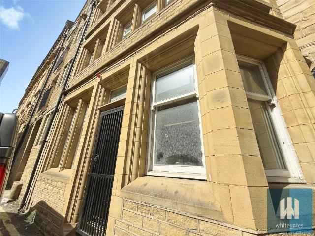 Chancery Lane, Town Centre, Huddersfield HD1, 1 bed flat to rent, £650 pcm | PrimeLocation