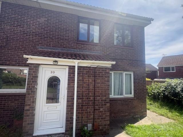 Chandos Close, Swindon SN5, 1 bed flat to rent, £850 pcm | PrimeLocation