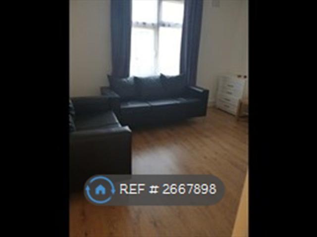 Chandos Road, London NW2, 3 bed flat to rent, £2,100 pcm | PrimeLocation