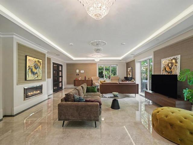 Chandos Way, Hampstead Garden Suburb. 5 bed detached house to rent £10,833 pcm £2,500 pw