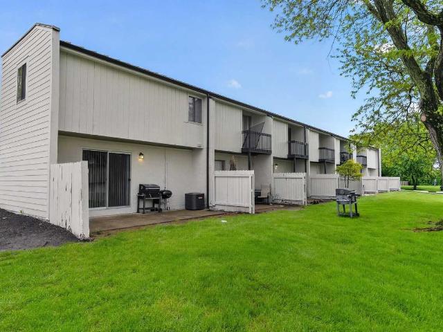 Chandler Commons Apartments 2 Bedroom Apartment for Rent at 6592 Steinway Dr, Reynoldsburg, OH 43068