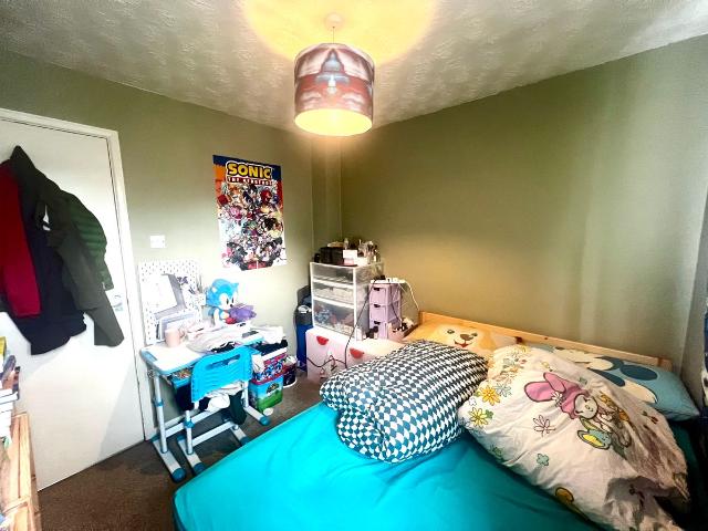 Chandlers Close, Wantage OX12, 2 bed property to rent, £1,350 pcm | PrimeLocation