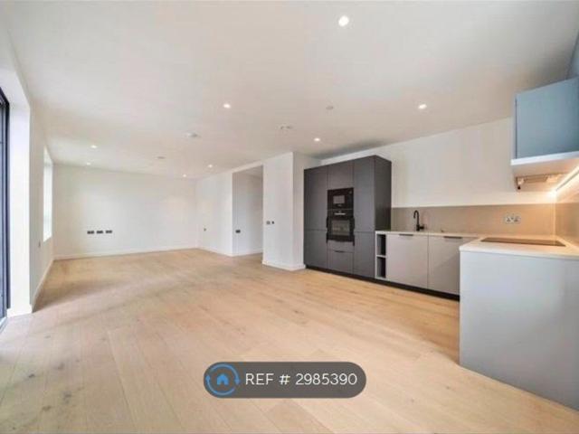 Chandlers Avenue, London SE10, 1 bed flat to rent, £2,400 pcm | PrimeLocation