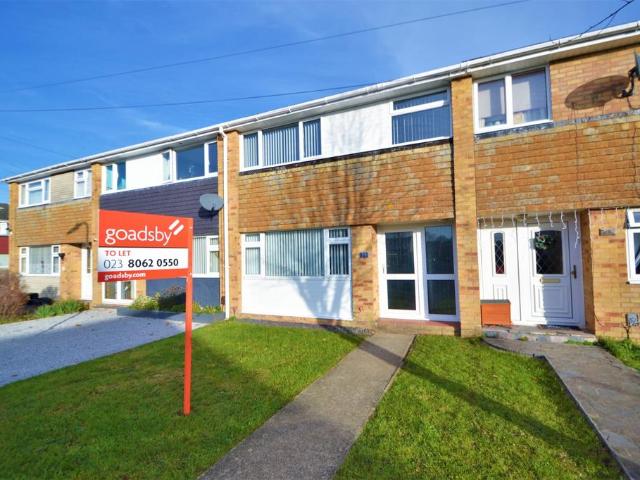 Chandlers Ford 3 bed terraced house to rent £1,525 pcm £352 pw