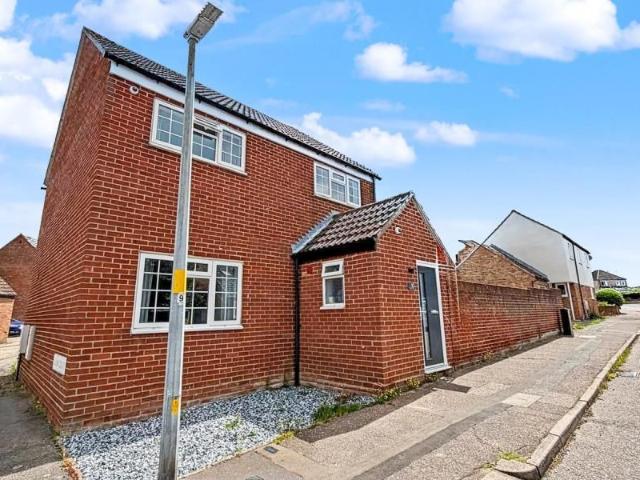 Chaney Road, Wivenhoe CO7, 4 bed property to rent, £2,200 pcm | PrimeLocation