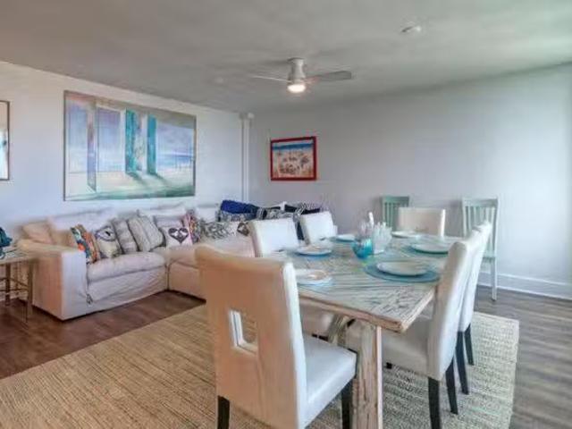 Channel View Drive