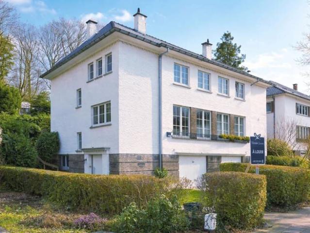 Chant d'Oiseau neighbourhood 5 bedroom house for rent