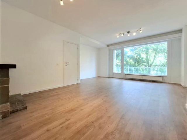 Chant d'oiseau – 2 bedroom flat with terrace and cellar