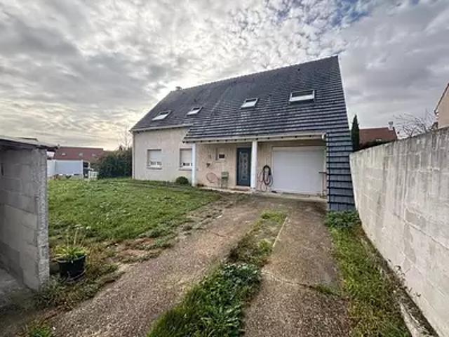 Chanteloup les Vignes 78570 Location maison 8 pièces t8 parking
