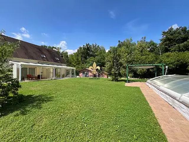 Chantilly 60500 Achat / Vente maison 5 pièces t5 piscine