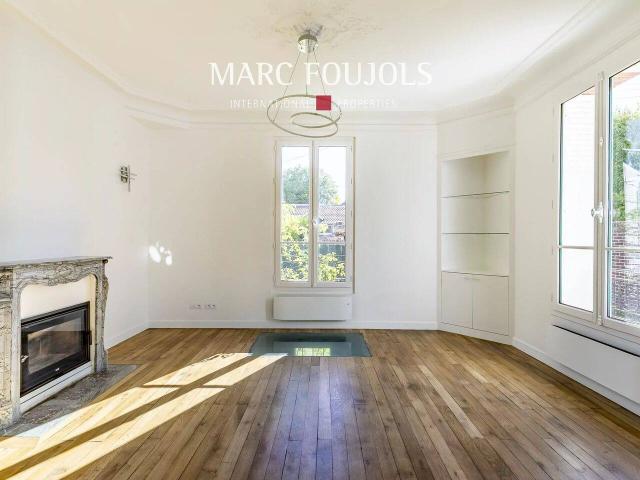 CHANTILLY – MAISON DE CHARME EN CŒUR DE VILLE