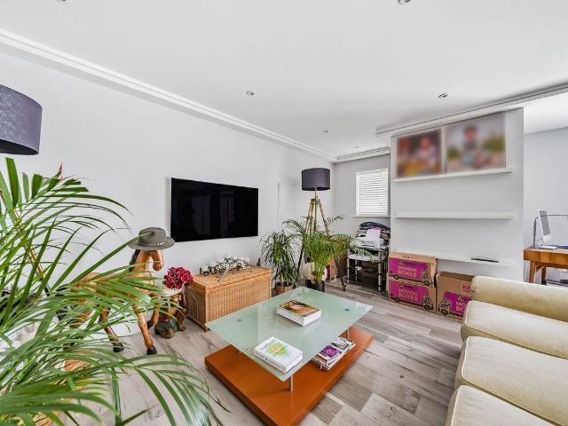 Chantry Point, Guildford GU1, 2 bed flat to rent, £3,300 pcm | PrimeLocation