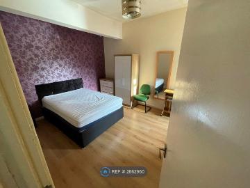 Chapel Ash, Wolverhampton WV3, 2 bed flat to rent, £850 pcm | PrimeLocation