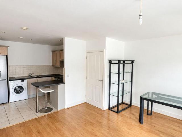 Chapel Gardens, Liverpool, L5 2 bed apartment to rent £800 pcm £185 pw
