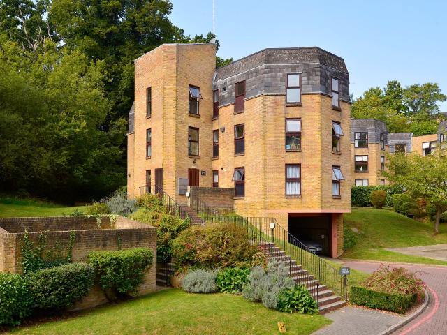 Chapel Fields Charterhouse Road Godalming, Godalming 2 bedrooms Property for lettings Seymours