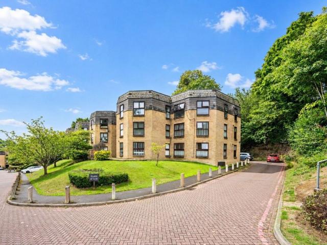 Chapel Fields, Charterhouse Road, Godalming GU7, 2 bed flat to rent, £1,750 pcm | PrimeLocation