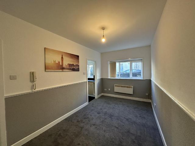 Chapel House, Burnley, BB11 1 bed flat to rent £550 pcm £127 pw
