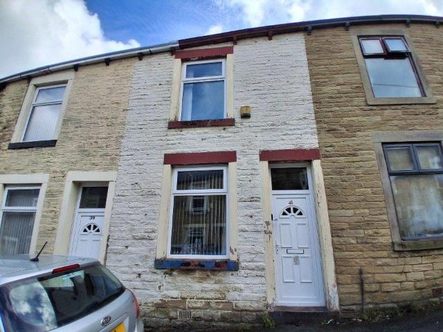 Chapel House Road, Nelson BB9 2 bed terraced house to rent £575 pcm £133 pw