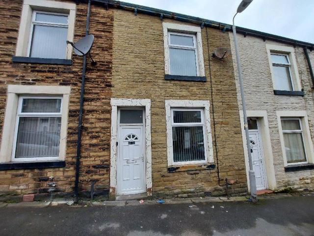 Chapel House Road, Nelson BB9 2 bed terraced house to rent £575 pcm £133 pw