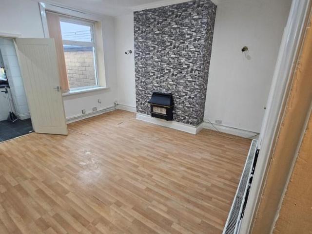 Chapel House Rd, Nelson, BB9 3 bed house to rent £680 pcm £157 pw