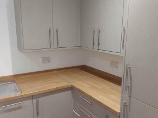 Chapel Hill, Basingstoke RG21, 2 bed flat to rent, £1,180 pcm | PrimeLocation