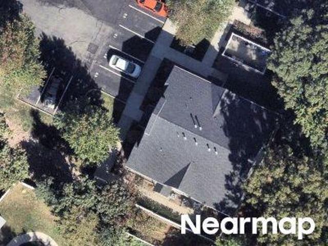 Chapel Ln